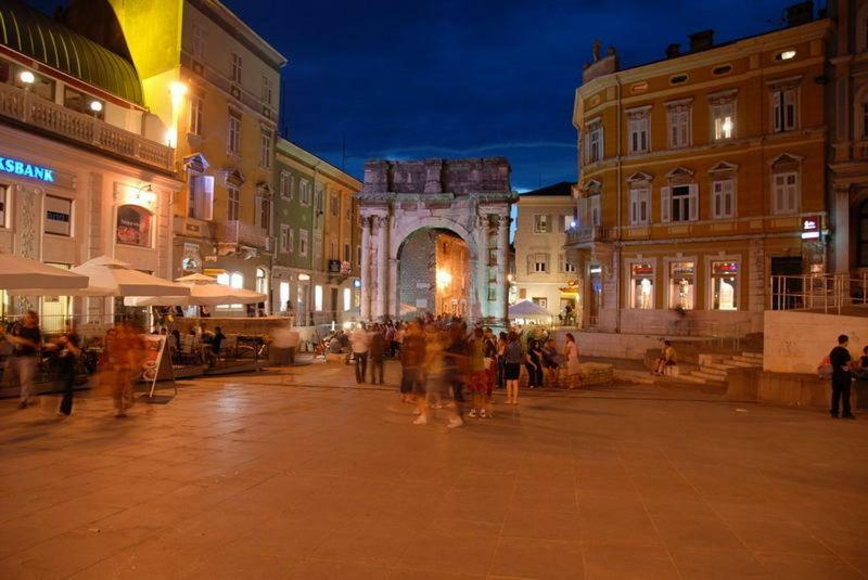 Ferienwohnung Arena Festival Pula Exterior foto