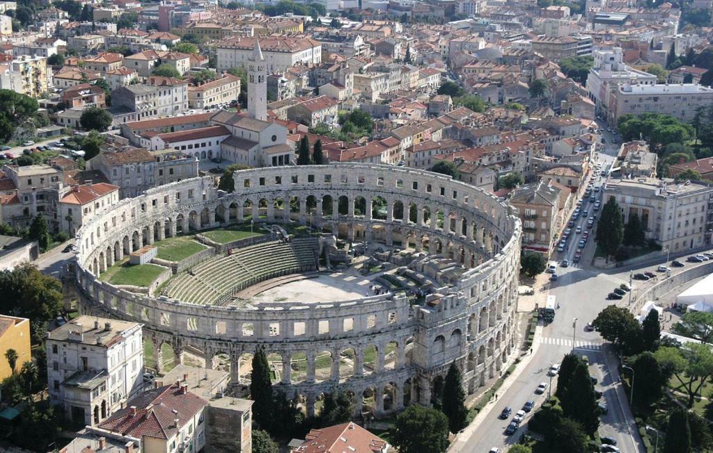 Ferienwohnung Arena Festival Pula Exterior foto