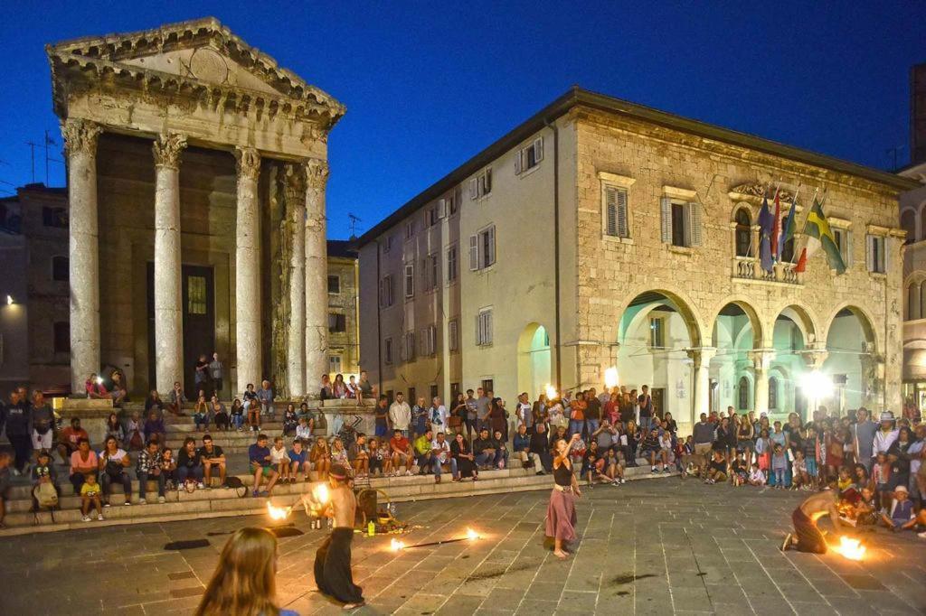 Ferienwohnung Arena Festival Pula Exterior foto