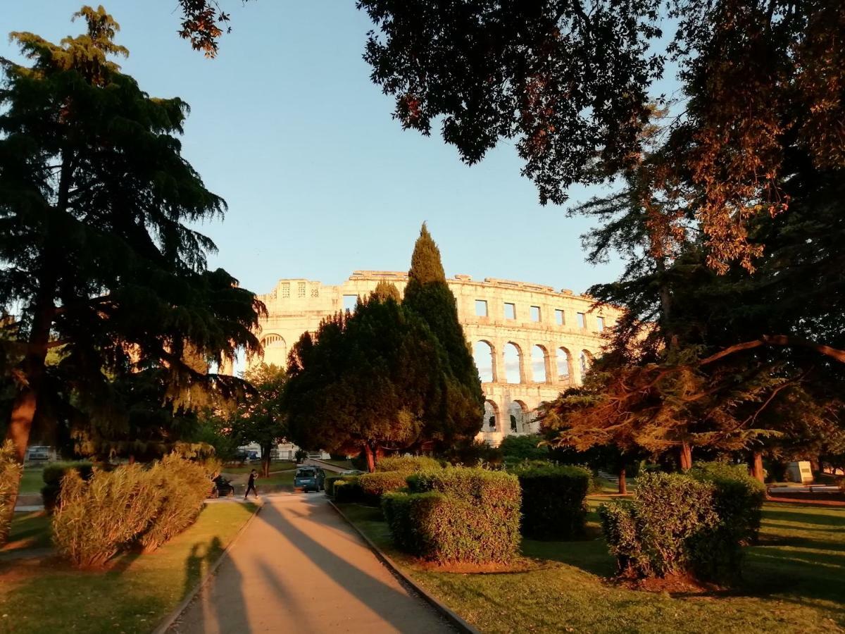 Ferienwohnung Arena Festival Pula Exterior foto